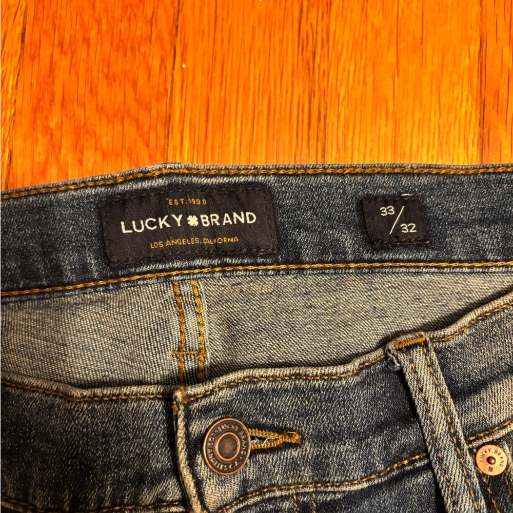 Lucky Brand 363 straight jeans